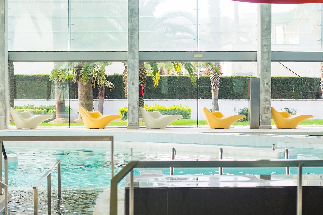 Oassium Hotel At Estival Park ลาปีเนดา ภายนอก รูปภาพ